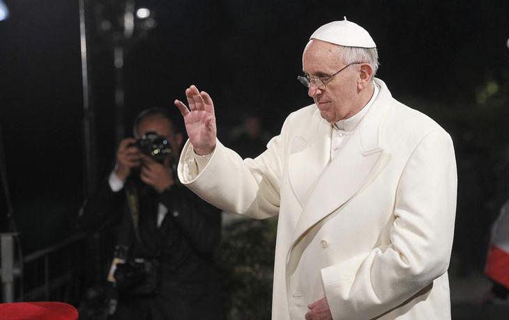 La Cruz es la respuesta al mal que actúa en nosotros