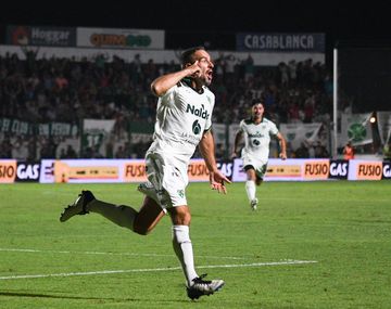 Los dos goles de Lisandro López en Sarmiento-Rosario Central