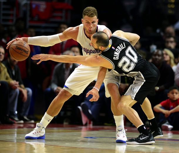 Los Spurs de Ginóbili se quedaron con un agónico triunfo ante los Clippers