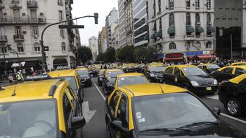 taxistas advierten: uber es mas barato, pero tambien es mas riesgoso taxistas advierten: uber es mas barato, pero tambien es mas riesgoso