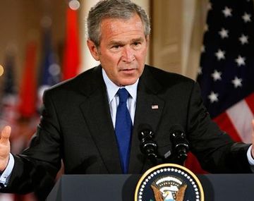 El ex presidente George W. Bush fue operado del corazón