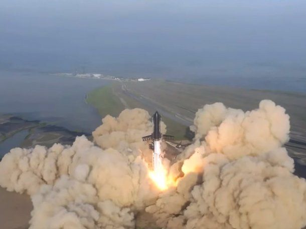 El Starship de SpaceX despegó con éxito pero explotó minutos después