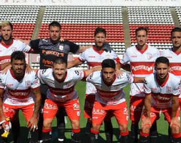 Cinco jugadores del plantel de Morón resultaron positivos de coronavirus