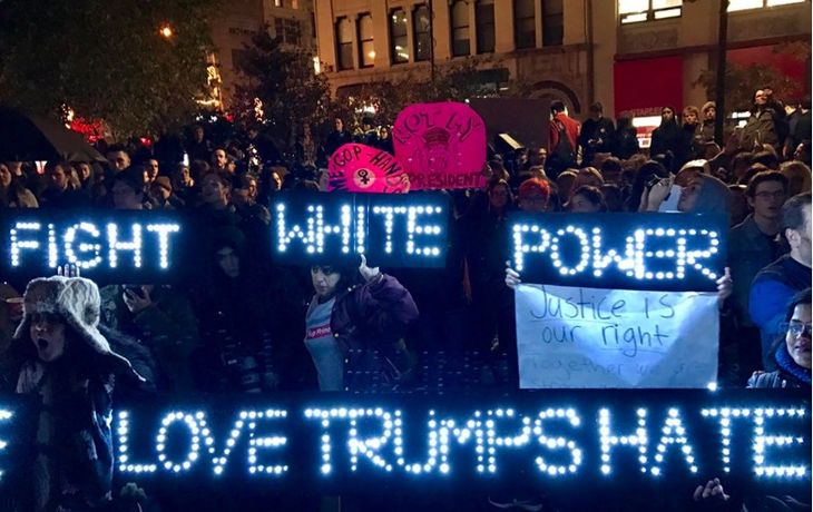 Protestas en Union Square en Nueva York contra el presidente electo Donald Trump. Crédito @Nigrotime
