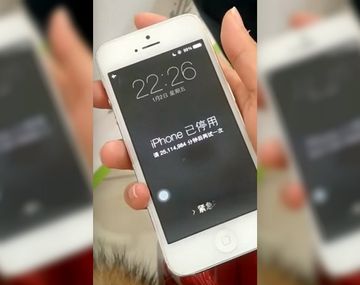 Es todo risas hasta que tu hijo bloquea tu teléfono por los próximos 47 años