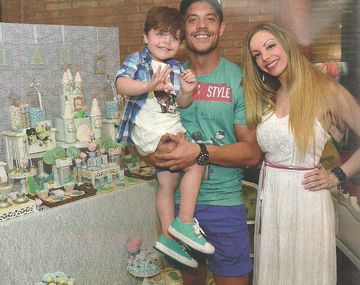 El primer cumple del hijo de Bernal en familia