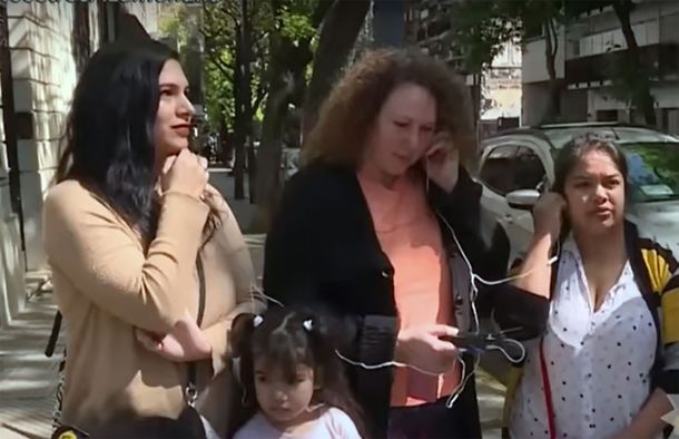 Estafó al chat de mamis para grabar un videoclip de cumbia