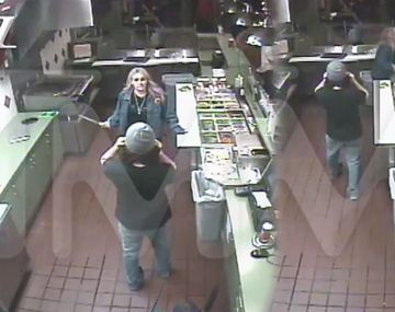 La hermana de Britney Spears detuvo una pelea en un bar a punta de cuchillo