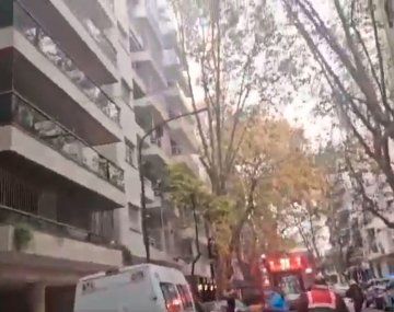Incendio en un edificio de Palermo: una mujer se intoxicó con monóxido de carbono