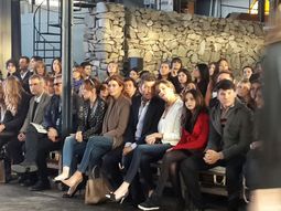 Marcelo Tinelli y su clan, en la primera fila del desfile de la marca de ropa de su hija