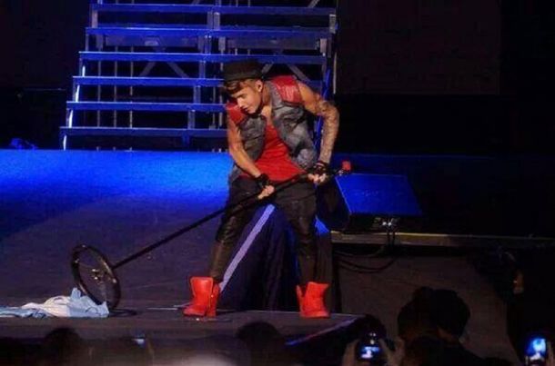 Justin Bieber no puede salir de los Estados Unidos tras el pedido de detención