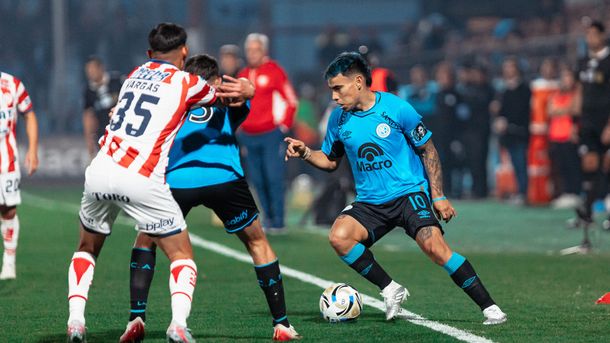 Belgrano venció 2-0 Unión y es el primer semifinalista del Torneo Apertura