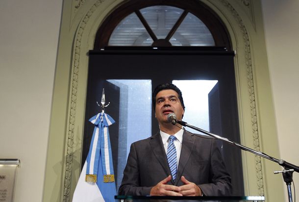 Capitanich: Es lamentable que la oposición no debata