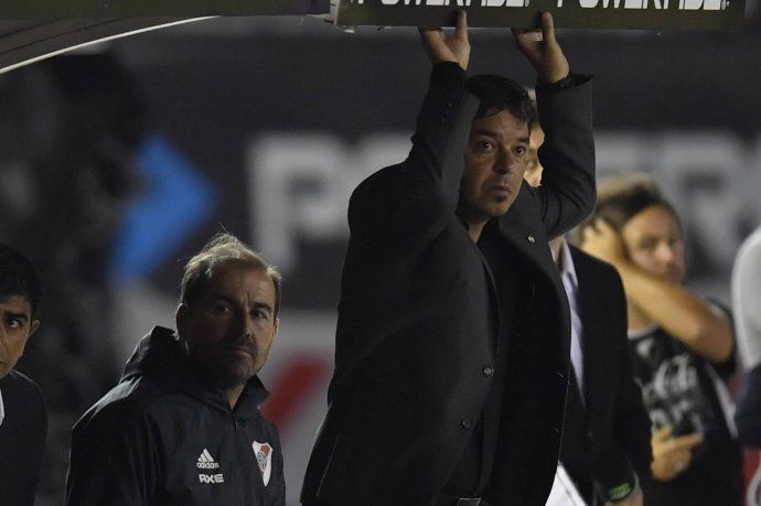 Marcelo Gallardo definió quiénes serán los arqueros de River esta noche