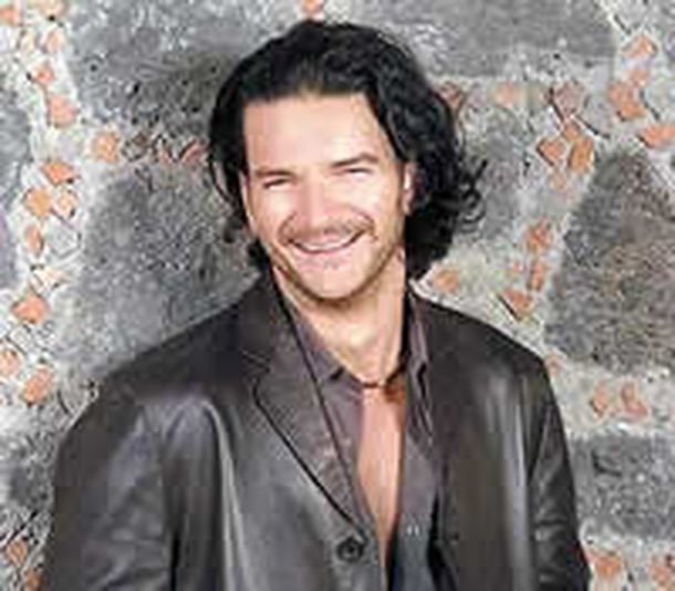 Arjona2