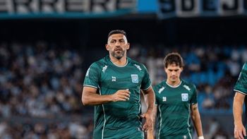 estudiantes de rio cuarto aparto a 10 jugadores, entre ellos wanchope abila y un juvenil de river estudiantes de rio cuarto aparto a 10 jugadores, entre ellos wanchope abila y un juvenil de river