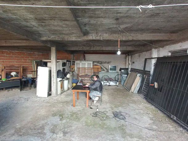 Detuvieron a una mamá por entregar a sus hijos a cambio del pago del alquiler.