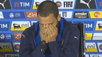 Bonucci tuvo que interrumpir su relato para no romper en llanto Bonucci tuvo que interrumpir su relato para no romper en llanto