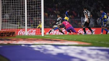 El mal cálculo de Chiquito Romero en el gol de Central Córdoba