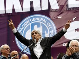 Moyano, duro con el Gobierno: lo llamó progresimio