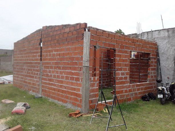Cambió el iPhone por la casa propia y la felicitaron en las redes