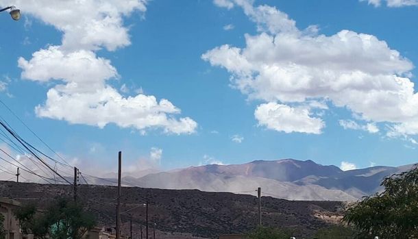 Susto por fuerte sismo en el límite entre Salta y Jujuy: se desprendieron rocas de los cerros