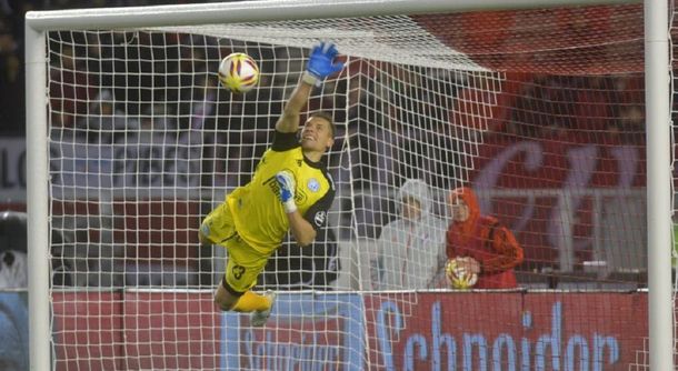 César Rigamonti se atajó todo ante Defensa y Justicia