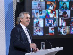 Alberto Fernández encabezó el acto central por el Día de la Bandera en forma virtual