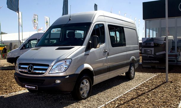 Mercedes Benz presentó nuevos modelos en Expo Agro