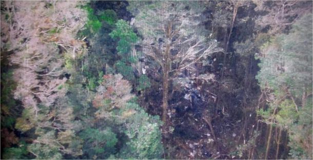 Hallan los 54 cuerpos donde se estrelló el avión indonesio: no hubo sobrevivientes