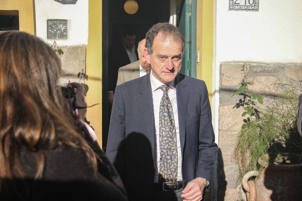 Cabildo Abierto busca tratar de manera urgente el proyecto de ley de reestructuración de deudas.