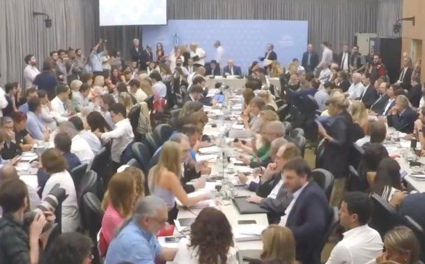 La chicana de Martín Tetaz a Javier Milei por la que se ganó una ovación en Diputados