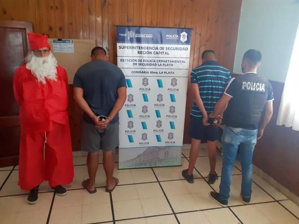 La Plata: Papá Noel atrapó a un fugitivo en Nochebuena