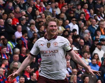 El golazo de Bruyne para la remontada del Manchester City frente al Crystal Palace