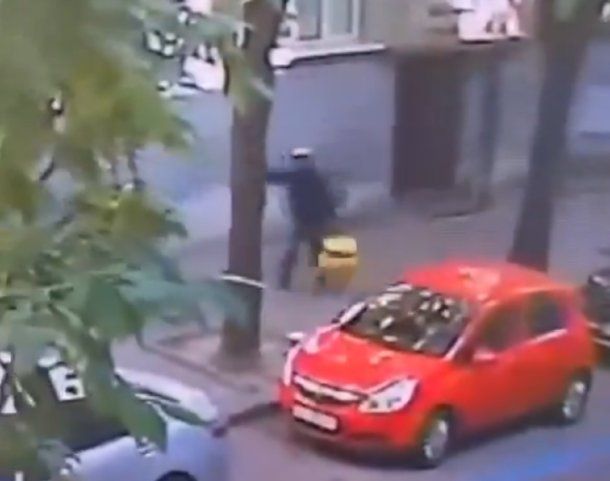 Video: así mataron al expresidente del Parlamento de Ucrania en plena calle