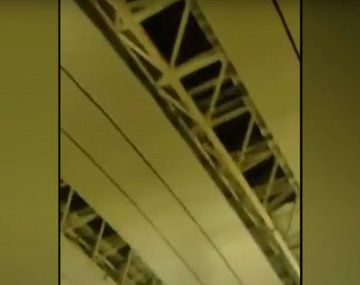 Se voló parte del techo del aeropuerto de Ezeiza durante el temporal