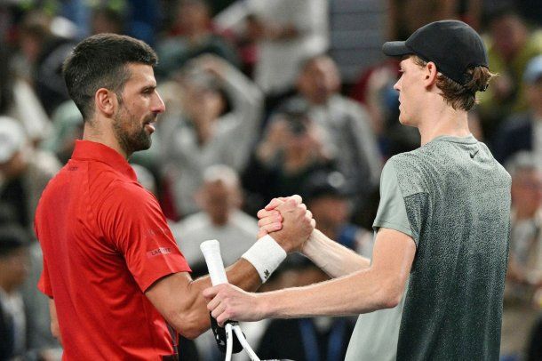 Jannik Sinner venció a Novak Djokovic y se consagró campeón del Masters 1000 de Shanghái