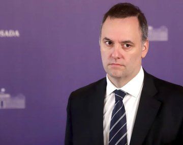 Adorni llamó presidente a Kicillof y se volvió viral en redes sociales