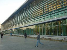 Rosario: sacó a pasear a sus perros y lo balearon desde una moto