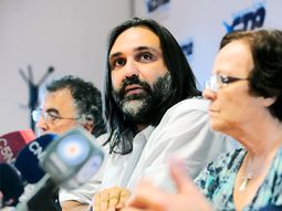 Docentes rechazan el 22% y amenazan con más paros
