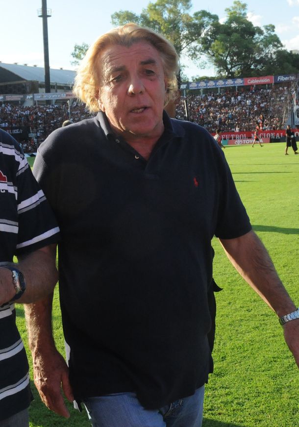 Mostaza Merlo confirmó su continuidad: Sigo en Racing