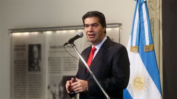 capitanich: economistas responsables por la deuda ahora dan consejos capitanich: economistas responsables por la deuda ahora dan consejos