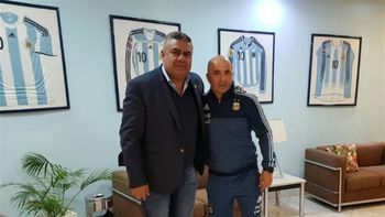 Jorge Sampaoli y Chiqui Tapia Jorge Sampaoli y Chiqui Tapia