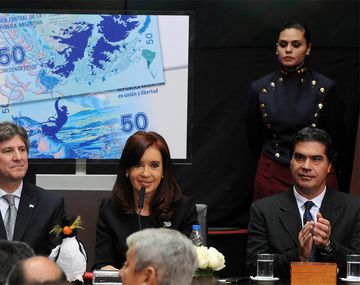Cristina cargó contra el Reino Unido por las bases militares