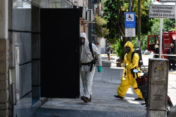 Mataderos: evacúan un laboratorio por derrame y asisten a dos operarios