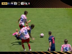 Primera polémica en el Mundial de Clubes: el gol que le anularon a Julián Álvarez