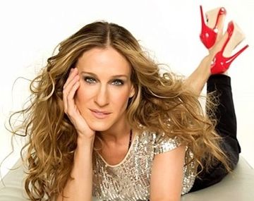 Con la participación de Sarah Jessica Parker, esta serie de Netflix es una éxito mundial.