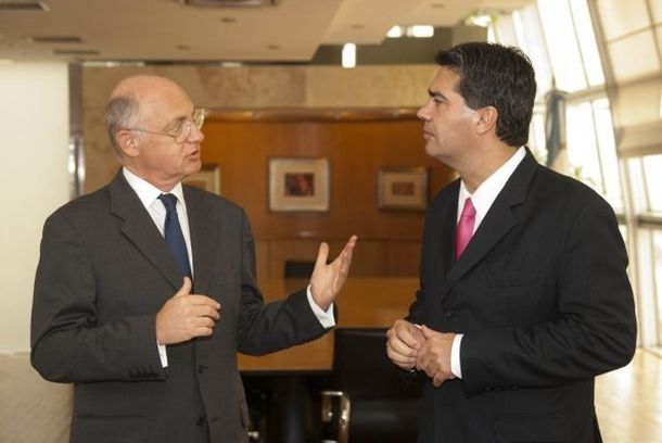 El Gobierno da detalles de la denuncia a EE.UU. ante La Haya