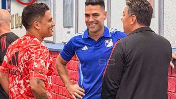 la cumbre que ilusiono a los hinchas de river: juanfer, gallardo y radamel falcao la cumbre que ilusiono a los hinchas de river: juanfer, gallardo y radamel falcao