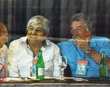 El error en una foto del diario La Nación encendió la polémica en las redes sociales